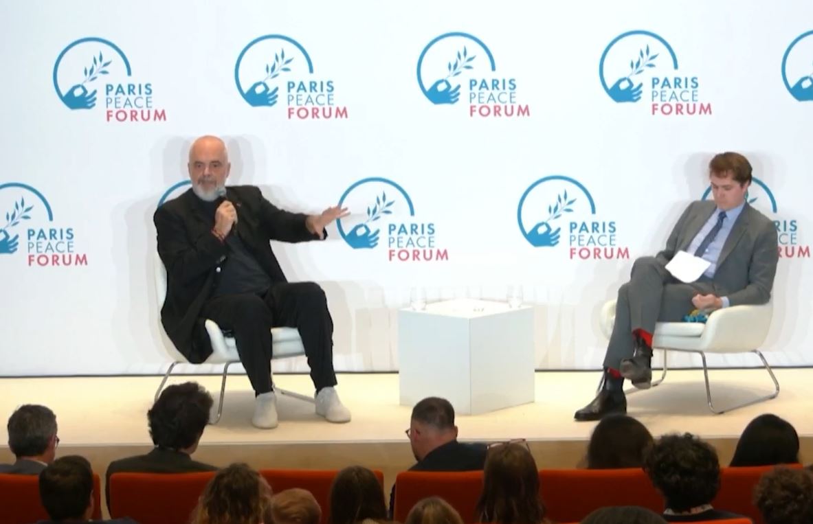 Rama kritika BE-së: Europa duhet të zgjohet, mungon diplomacia dhe një plan paqeje për Ukrainën