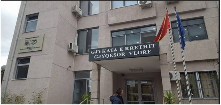 Dhunoi punonjësin e sigurisë në Gjykatën e Vlorës, Apeli liron nga “arresti shtëpiak” avokatin