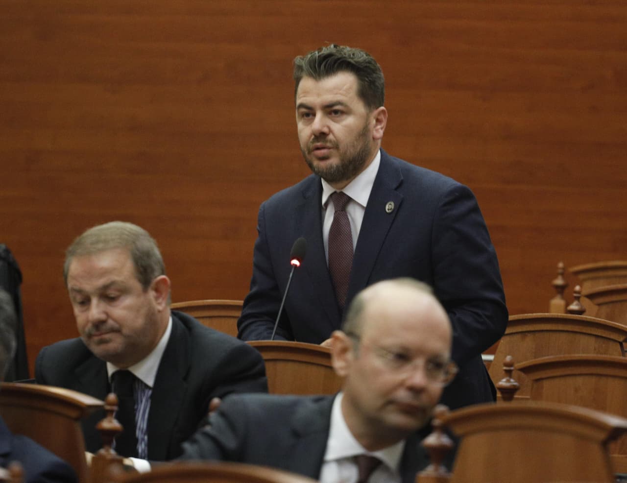 Digjitalizimi i pronës, Erald Kapri “zë ngushtë” Ministrin e Drejtësisë: I keni kërkuar 3 vite kohë KE, s’keni ende një faturë për pronarët shqiptarë