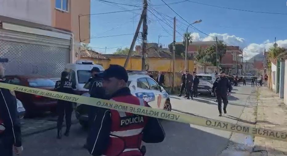 EMRI/ Atentat me tritol në Shkodër, punonjësit të Tatimeve i hedhin në erë makinën, 38 vjeçari mbetet i plagosur