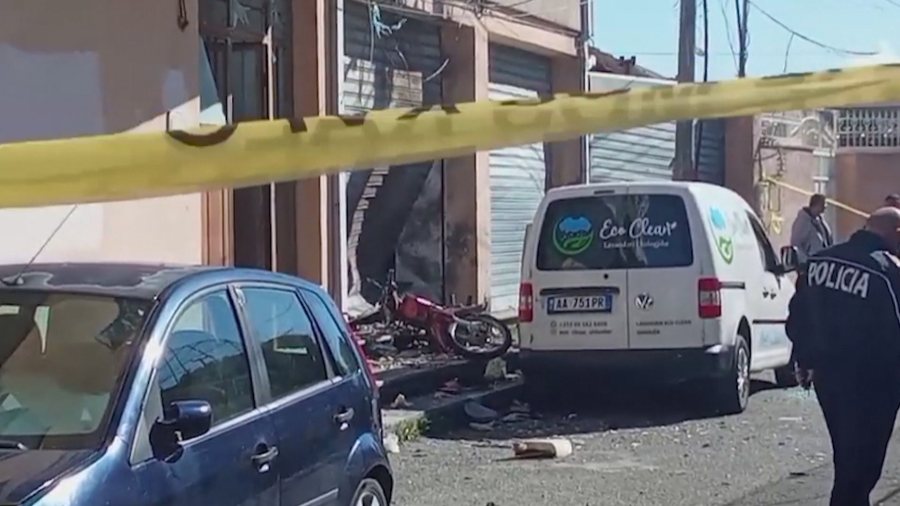 Shpërthim me tritol në një biznes në Kuçovë