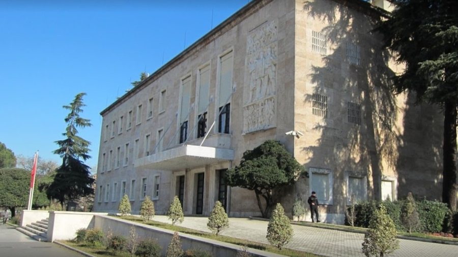 EMRI/ Prokuroria e Vlorës sekuestron pasuri me vlerë 2 milionë euro, ja kujt i përkasin