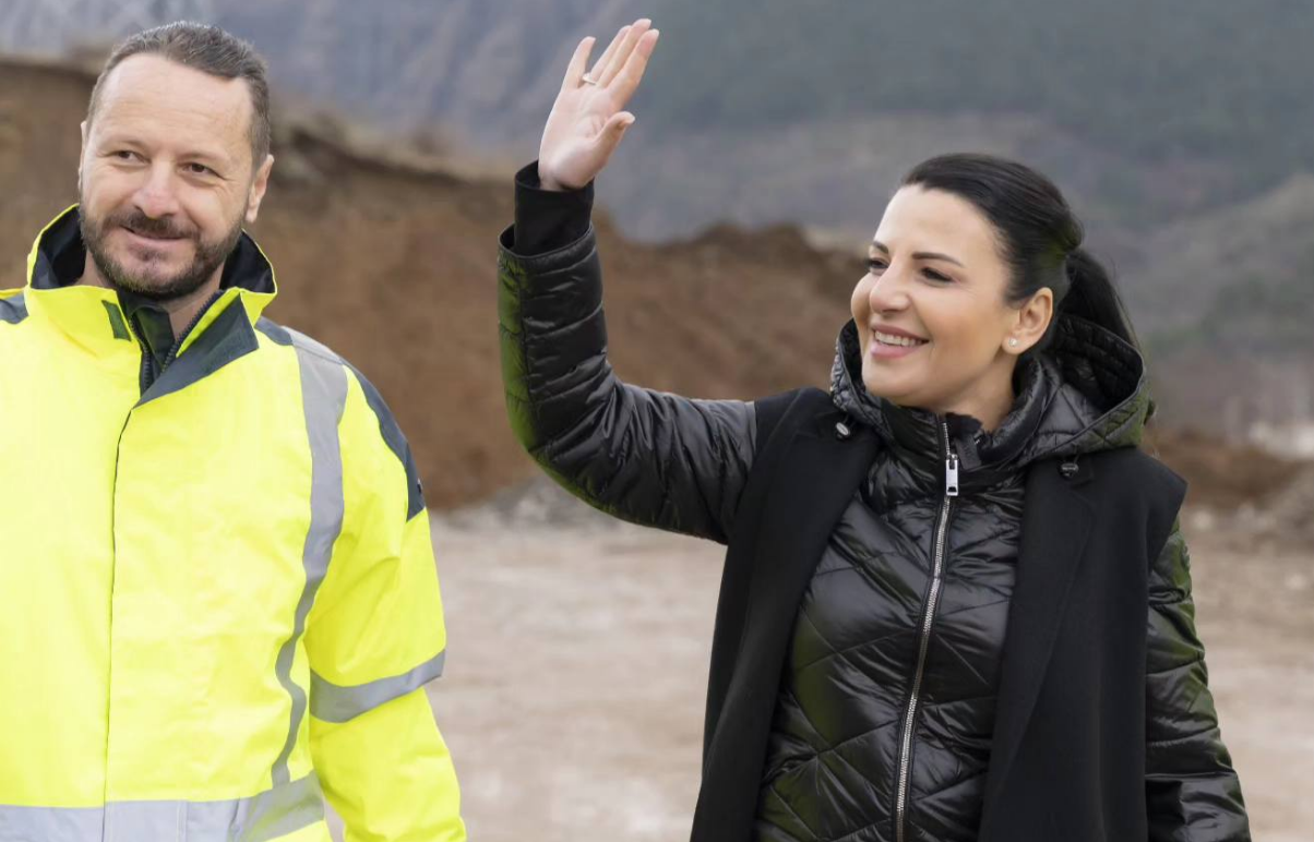 DOSJA “BALLUKU”/ Publikohet një pjesë e përgjimeve të zv.kryeministres: E kërkoi Pëllumbi nga 3 në 5 vite…Arta tha se kishte folur me ty