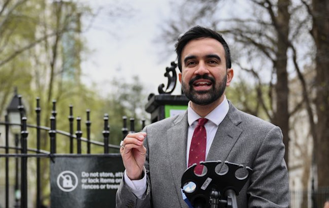 Fund i neoliberalizmit! Një socialist në zemër të kapitalizmit global